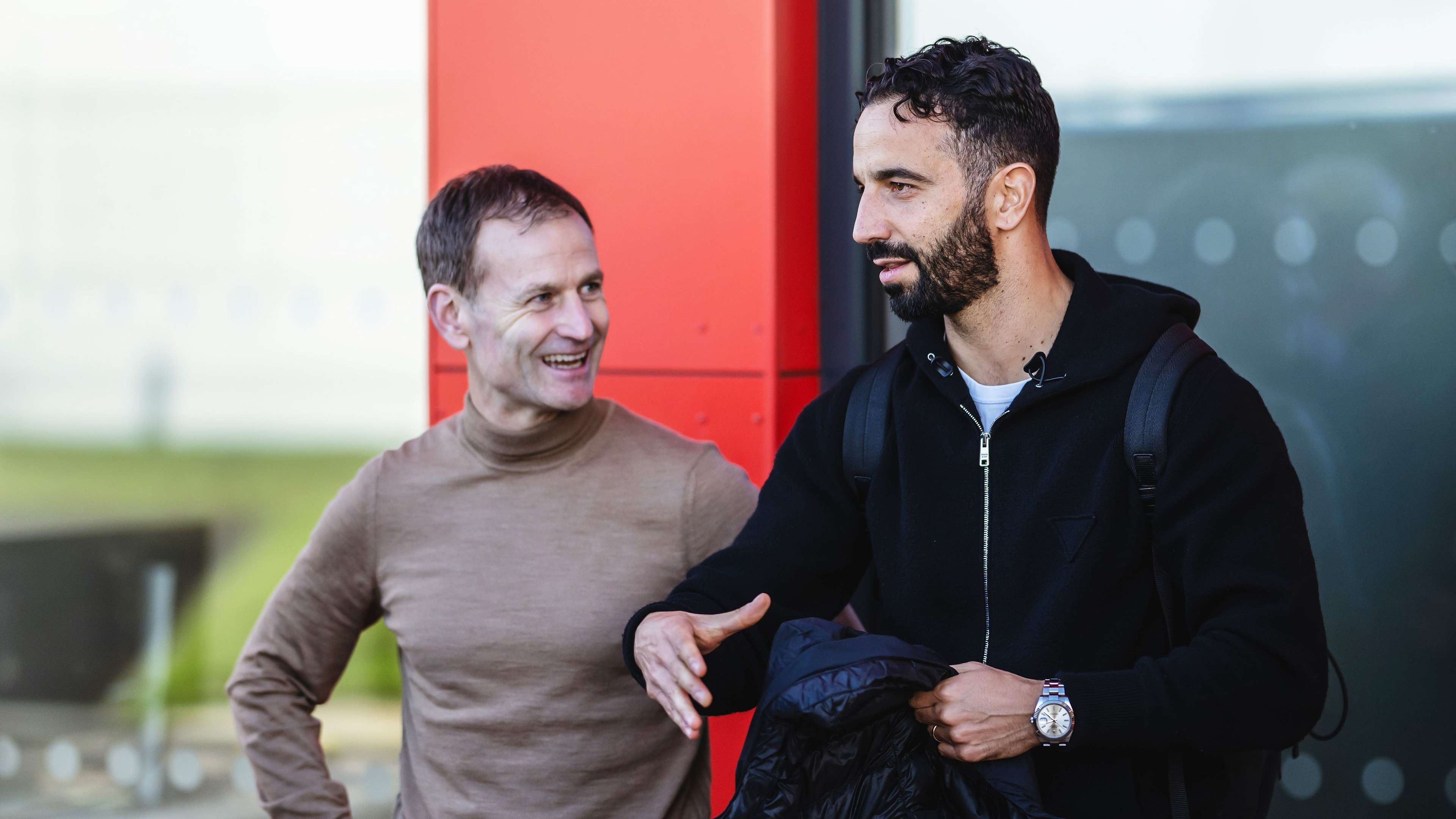 逐步成長為 逐步成長為