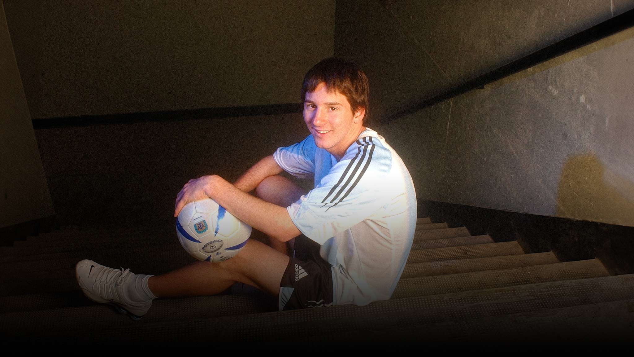 斯佩齐亚击 斯佩齐亚击