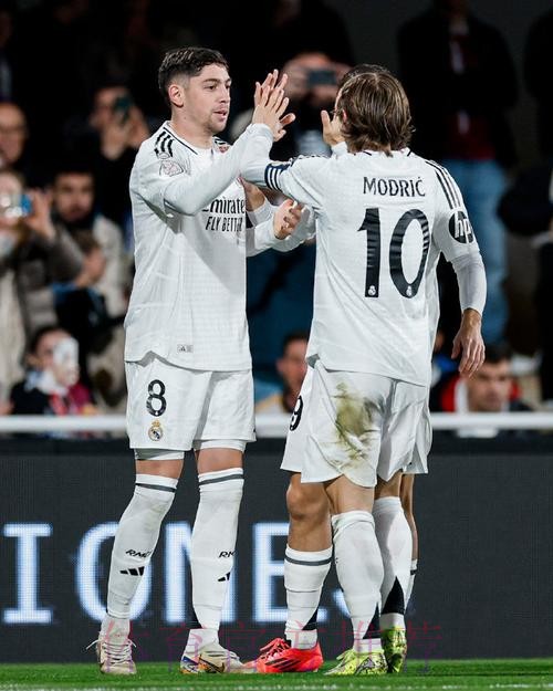 皇马想送走3名青训小将 复制弗兰-加西亚模式 皇马想送走3名青训小将 复制弗兰-加西亚模式